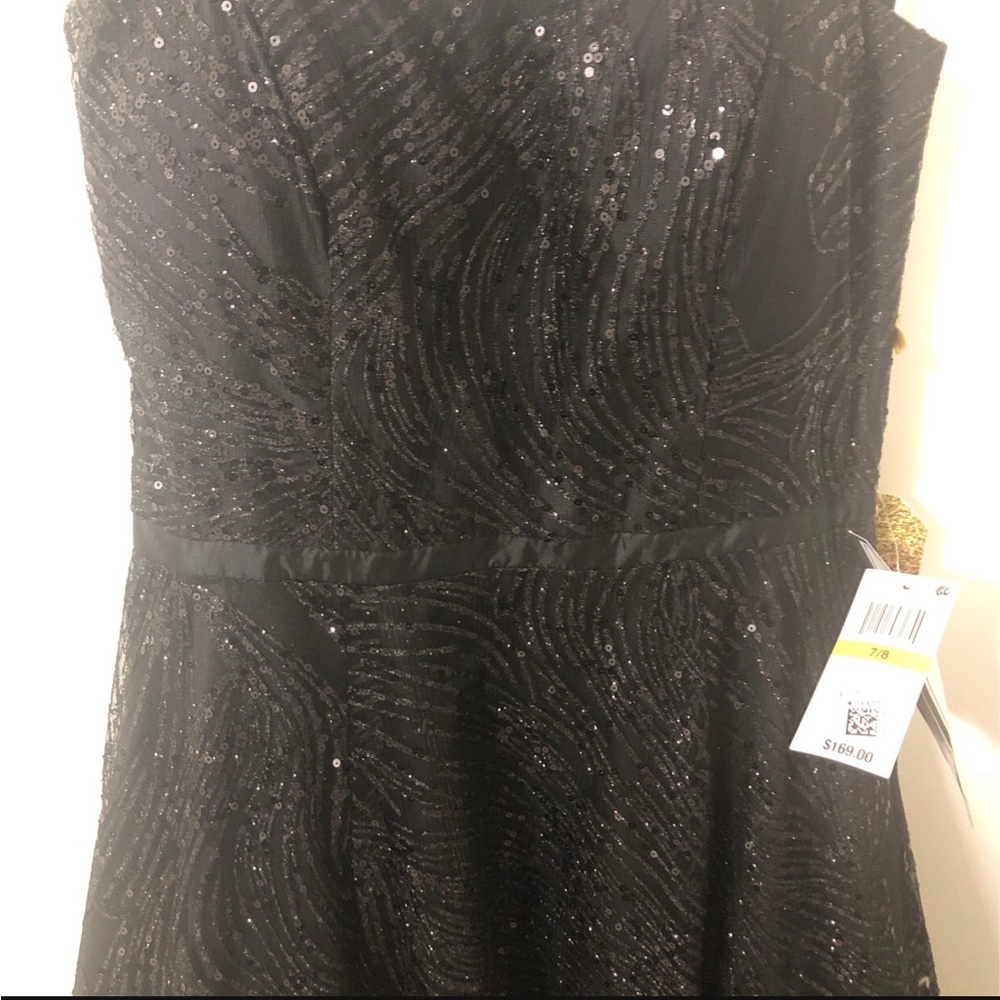 Strapless dress